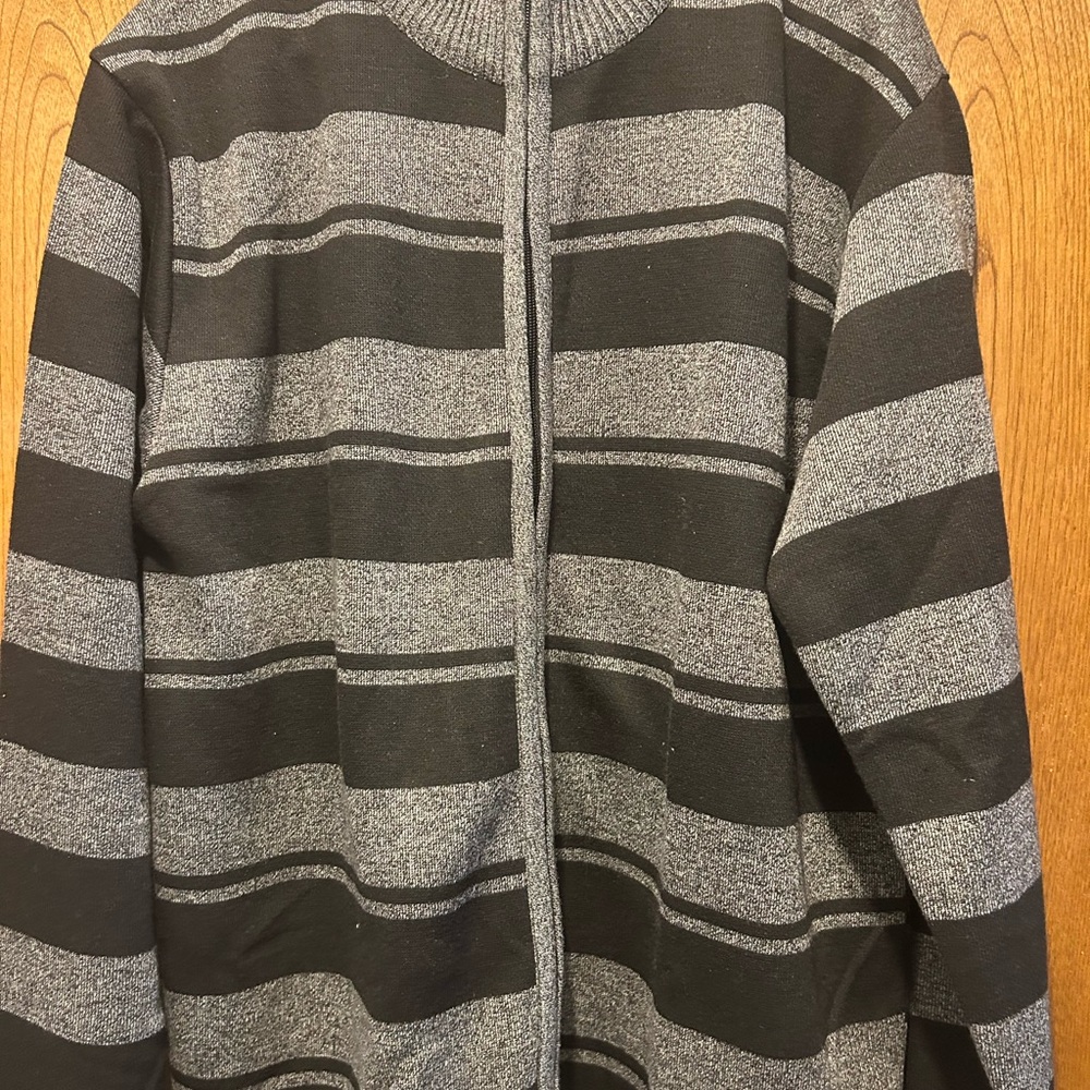 TRUE ROCK Black and Gray Zip Up Sweater